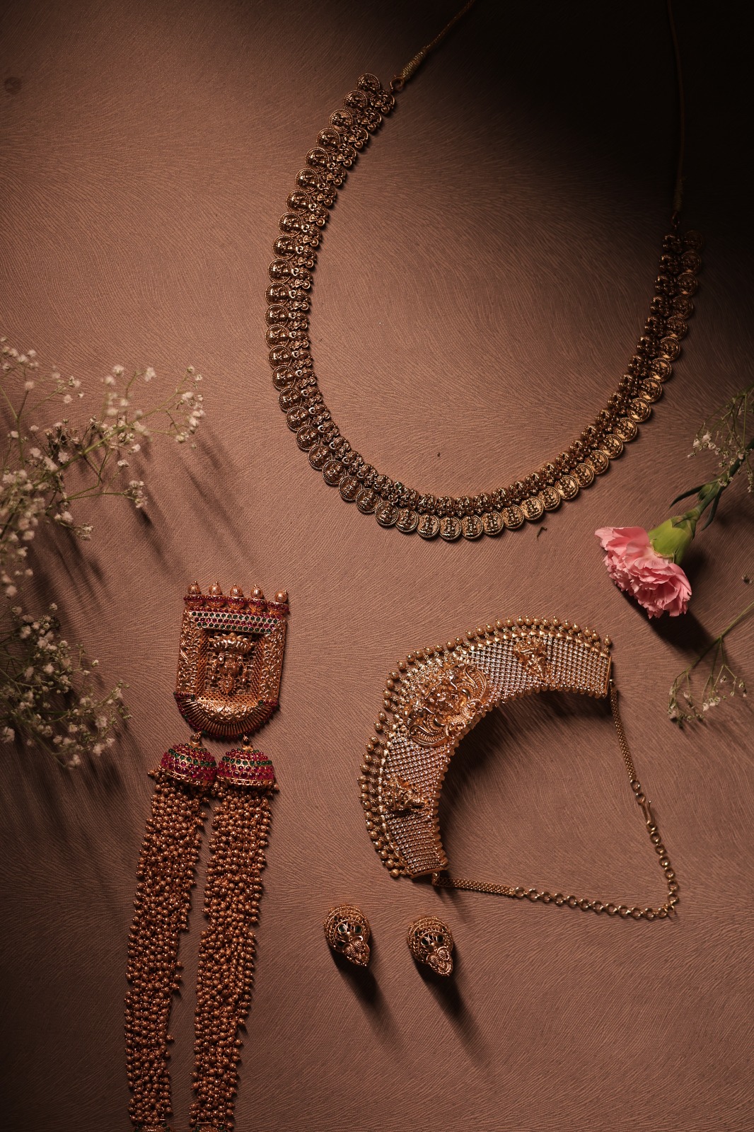 Dress & Jewellery 05