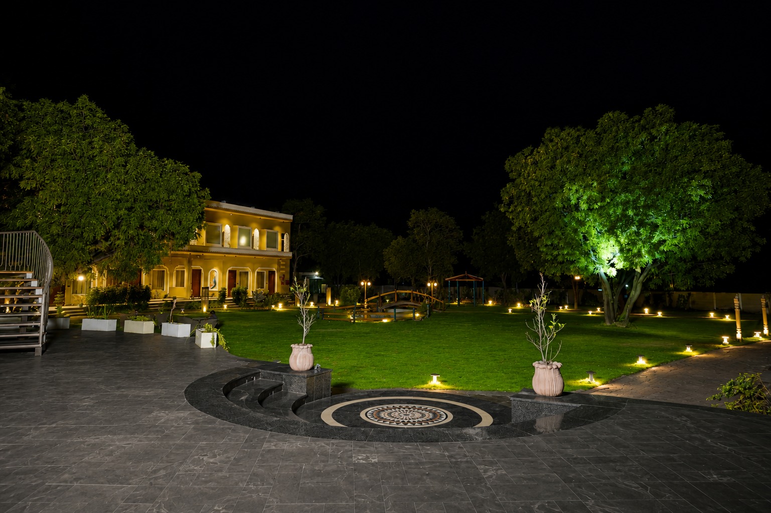 Venue & Hospitality 40